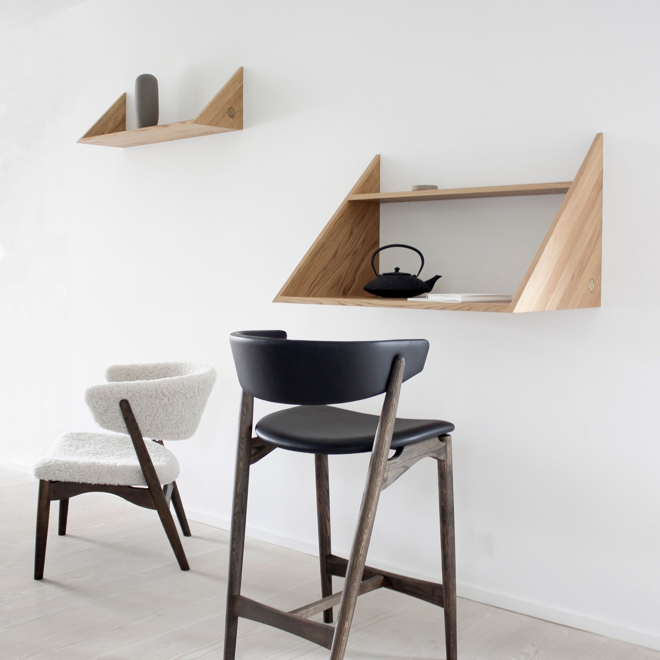 Xlibris Desk